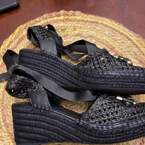 NWOT black raffia espadrille wedges. Gold hardware and wrap around ankle ribbon - Picture 2 of 4